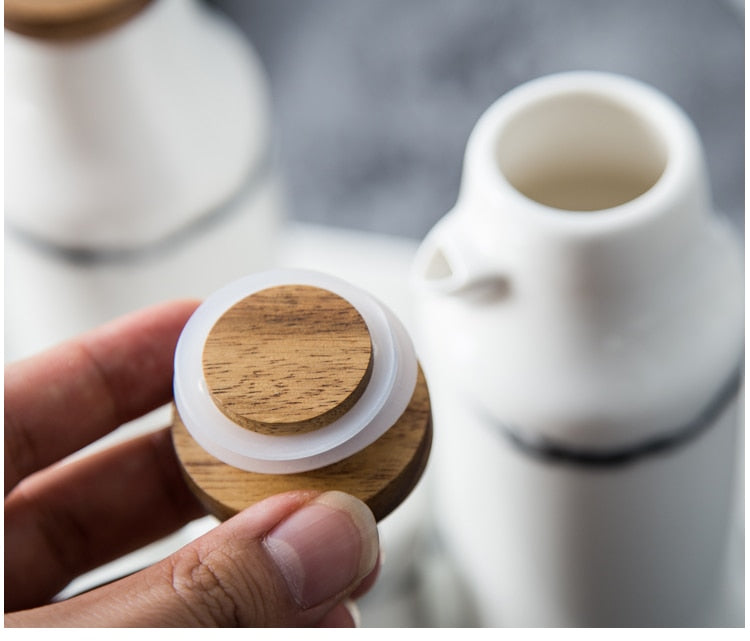 Sauce Dispenser Motohasunuma