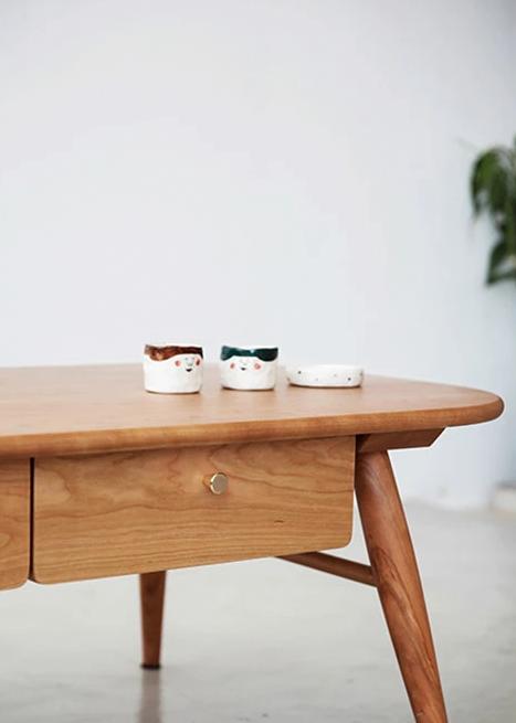 Table Chie ( 2 colors and with or without drawers)