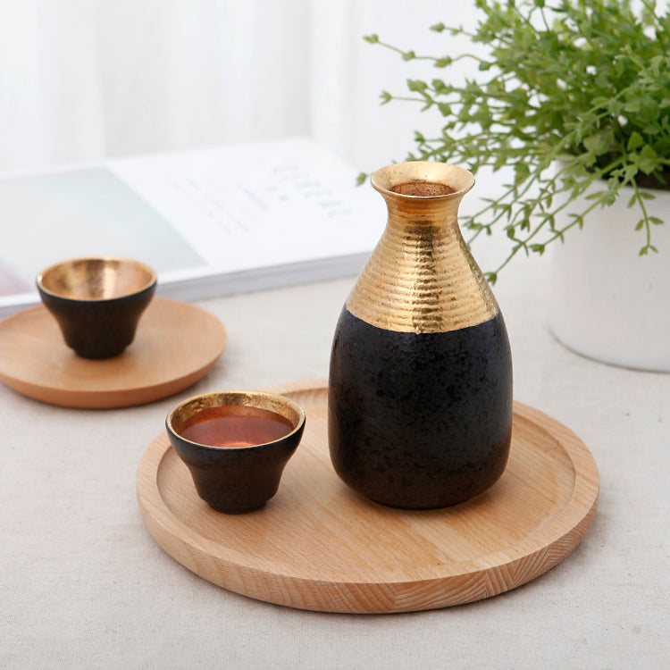 Sake Bottle or Cup Nakanobu
