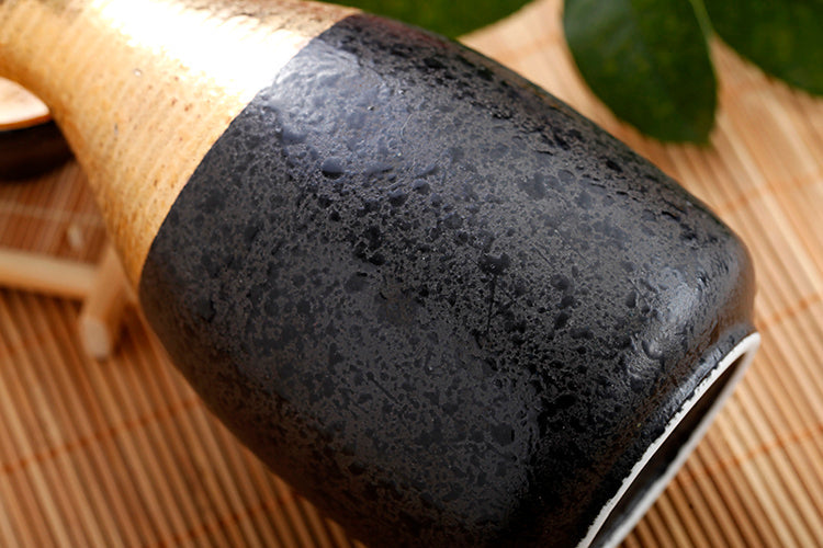 Sake Bottle or Cup Nakanobu