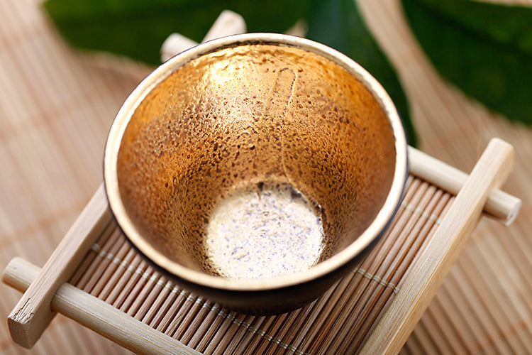 Sake Bottle or Cup Nakanobu