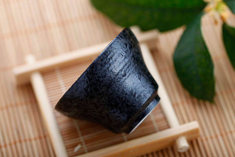 Sake Bottle or Cup Nakanobu