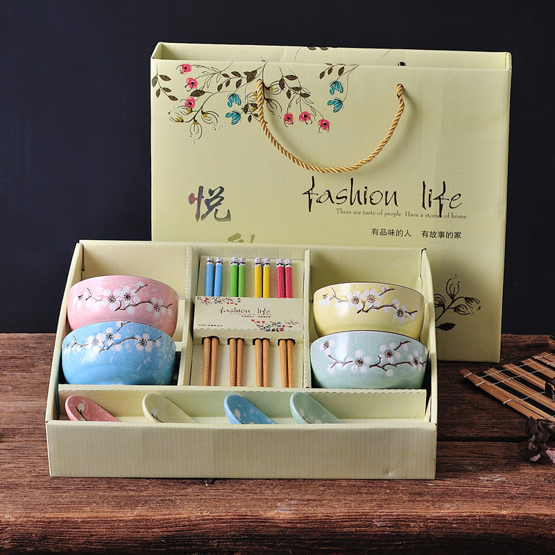 4 Bowls, 4 pairs of Chopsticks and 4 Spoons Set Mita (5 Colors)