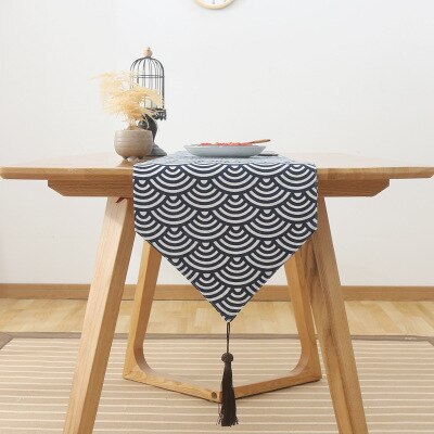 Table Runner Aino (3 Colors and 8 Sizes)