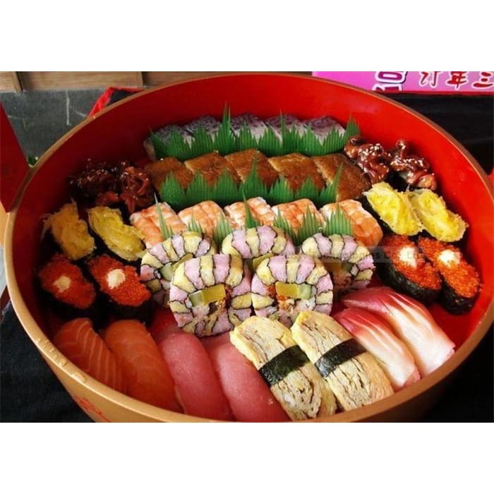 Sushi Roller and Mold Ibaraki