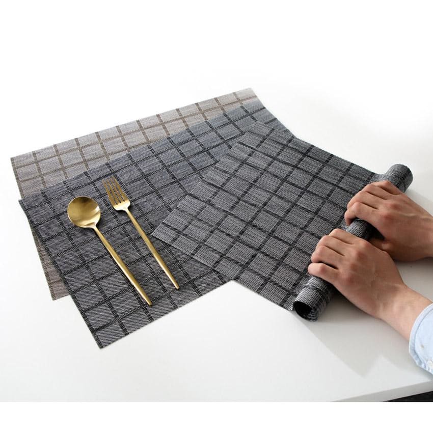 Table Mat Masako ( 2 colors and 2, 4 or 6 units)