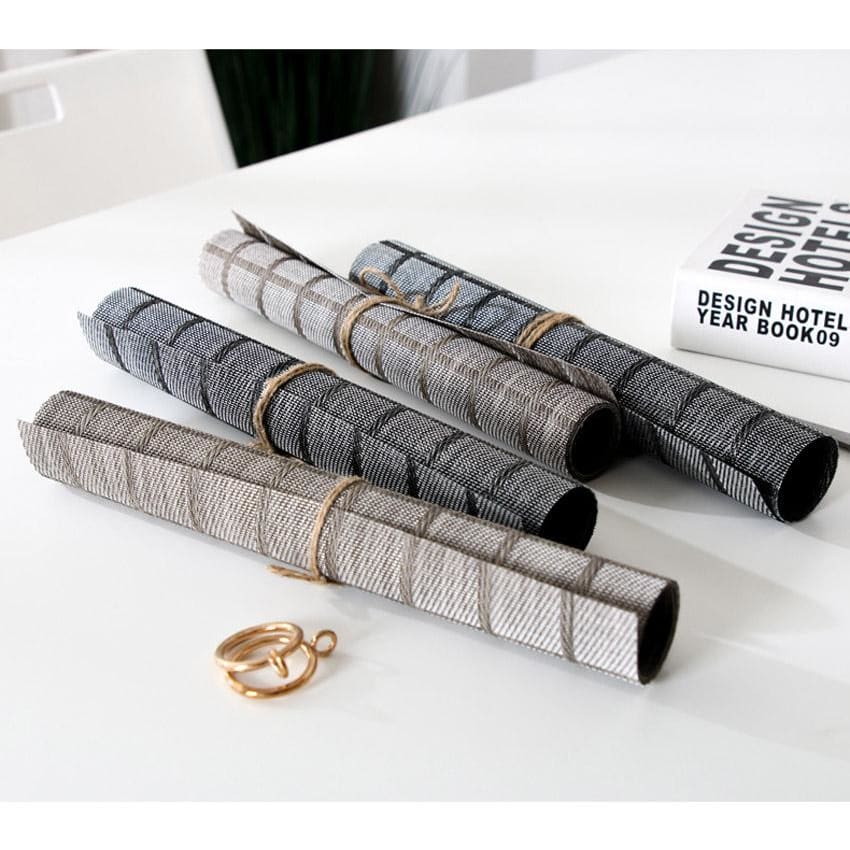 Table Mat Masako ( 2 colors and 2, 4 or 6 units)