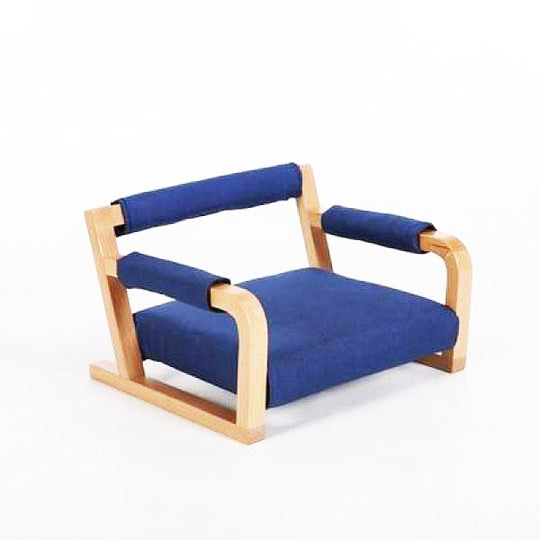 Chair Hibiki