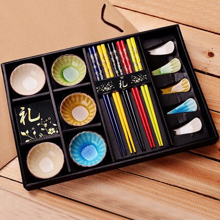 Chopsticks, Chopsticks Holders and Sauce Bowls Set Ryokami (2 Models)