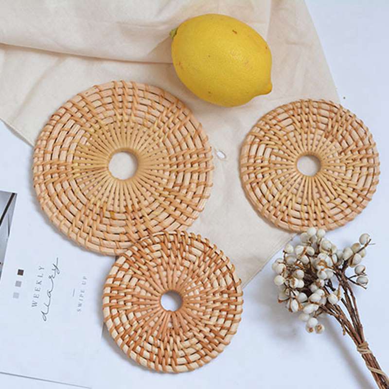 Table Mat Nomi