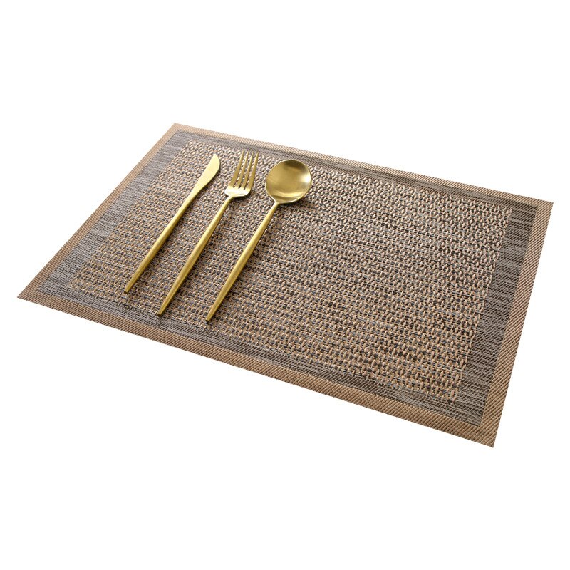 Table Mat Akira